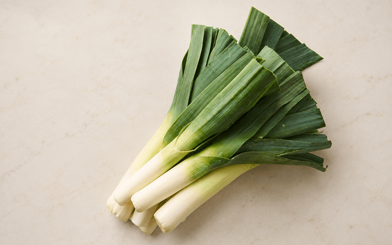Leek (लीक)